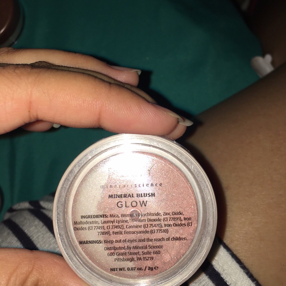 Powder - Picture 4 of 4